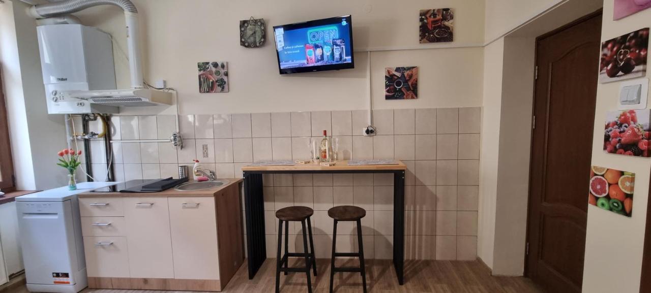 Apartment Happy Mood 5